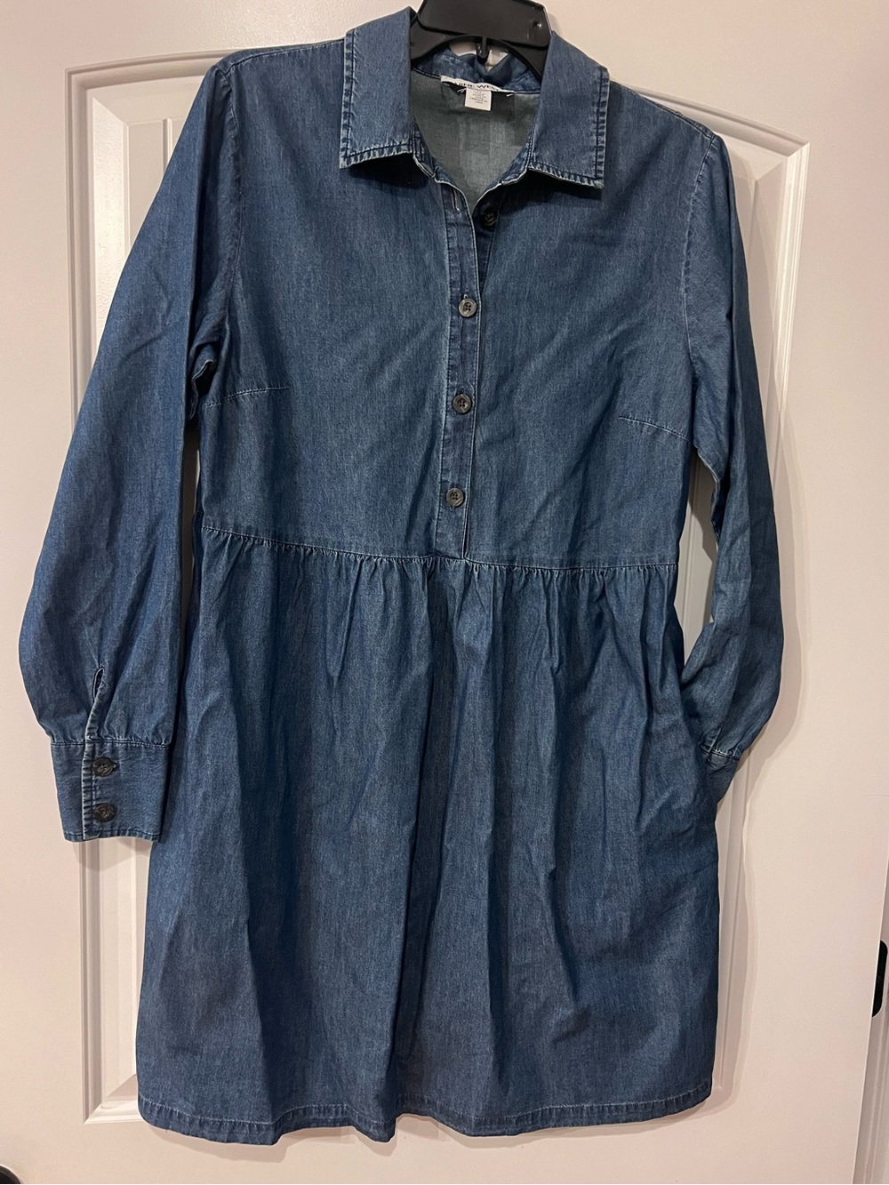 Size medium- Nine West denim shirt dress- like new!